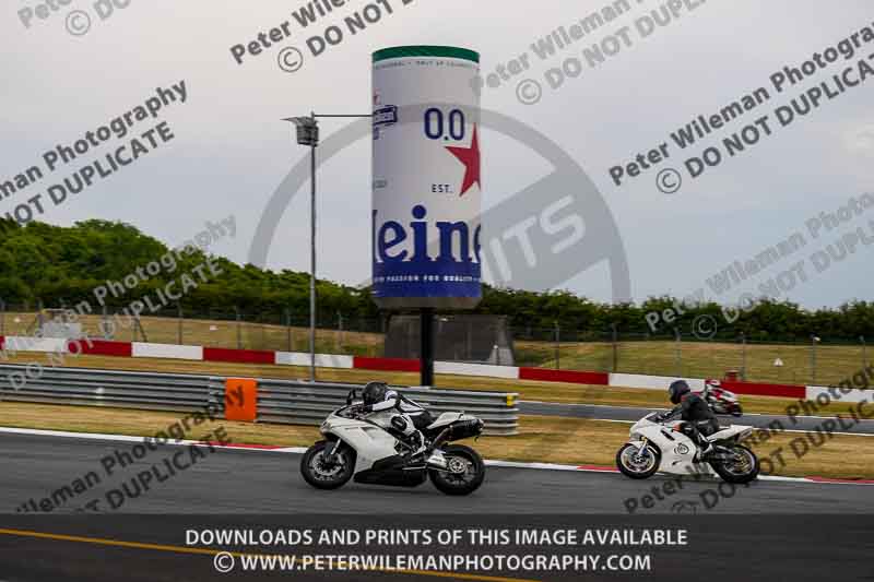 donington no limits trackday;donington park photographs;donington trackday photographs;no limits trackdays;peter wileman photography;trackday digital images;trackday photos